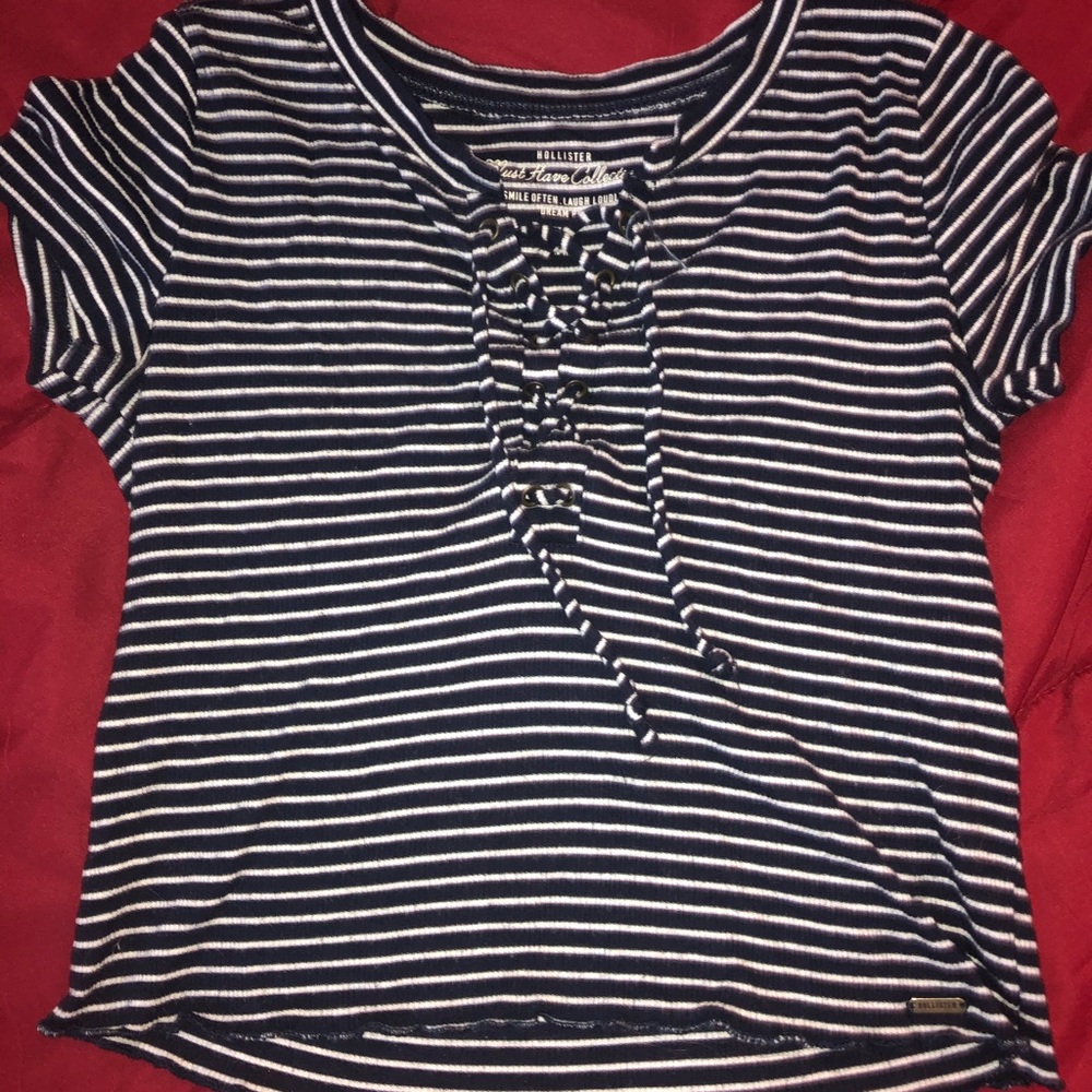 front tie striped shirt